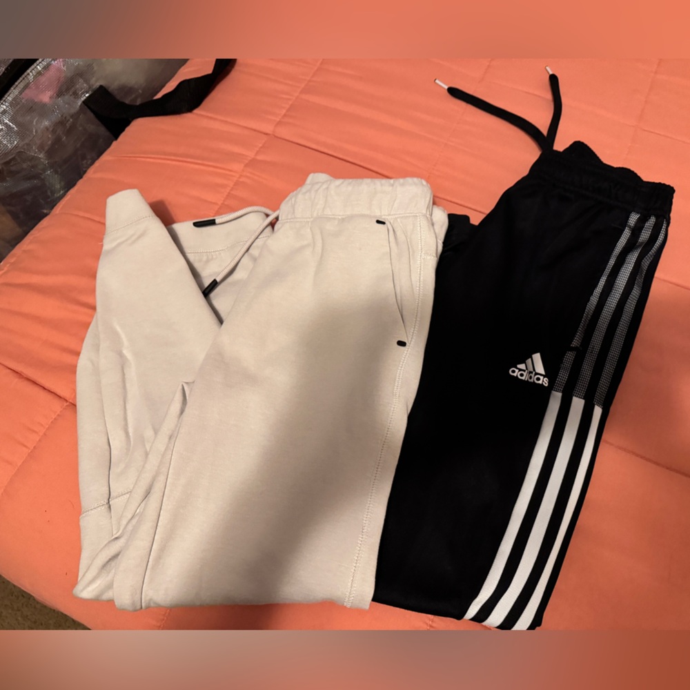 Adidas Black and White Athletic Track Pants & off white sweats Size Boys 10/12